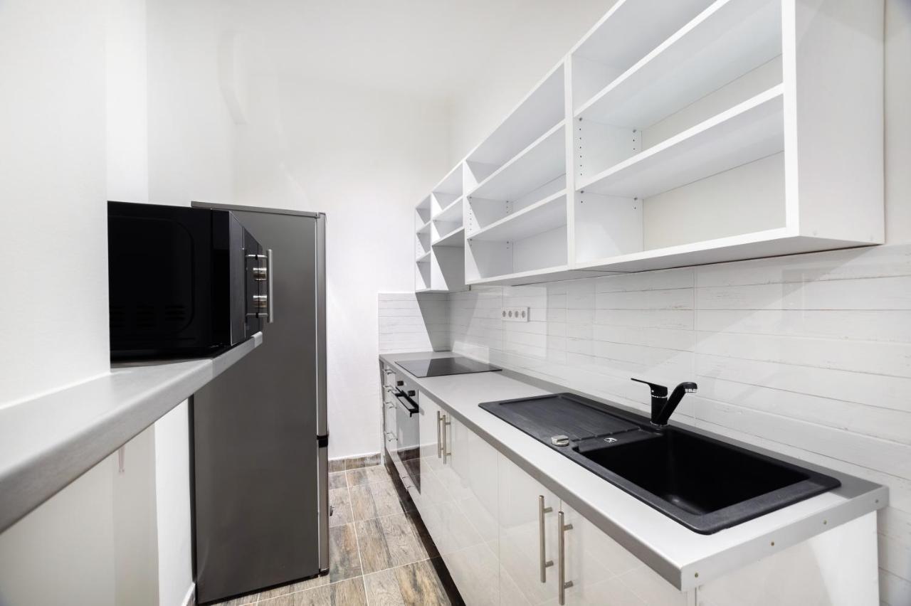 Buda Centre Homes By The Allee Shopping Mall Budapest Ngoại thất bức ảnh