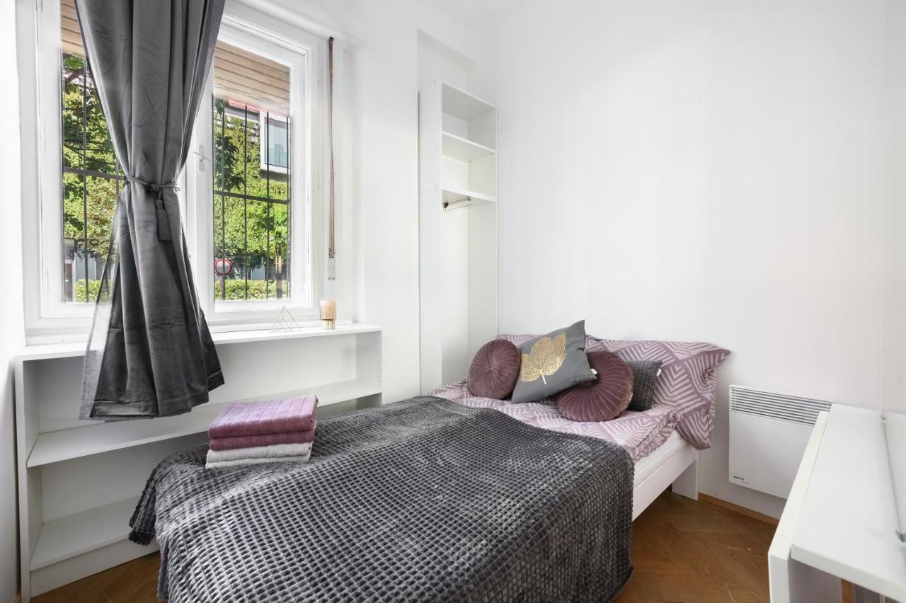 Buda Centre Homes By The Allee Shopping Mall Budapest Ngoại thất bức ảnh
